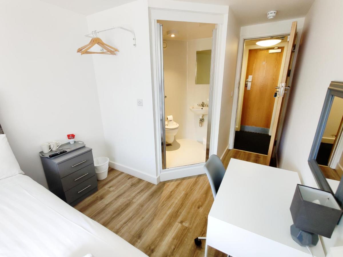 Accommodation Bradford แบรดฟอร์ด ภายนอก รูปภาพ